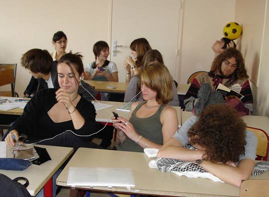 L'autre moiti&eacute; de la classe.